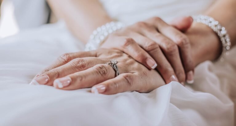 Finding The Perfect Bridal Set To Compliment An Engagement Ring